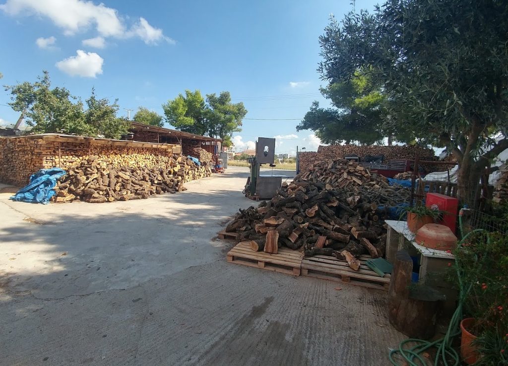 Καυσόξυλα Νίκαια Ξύλα για Τζάκι